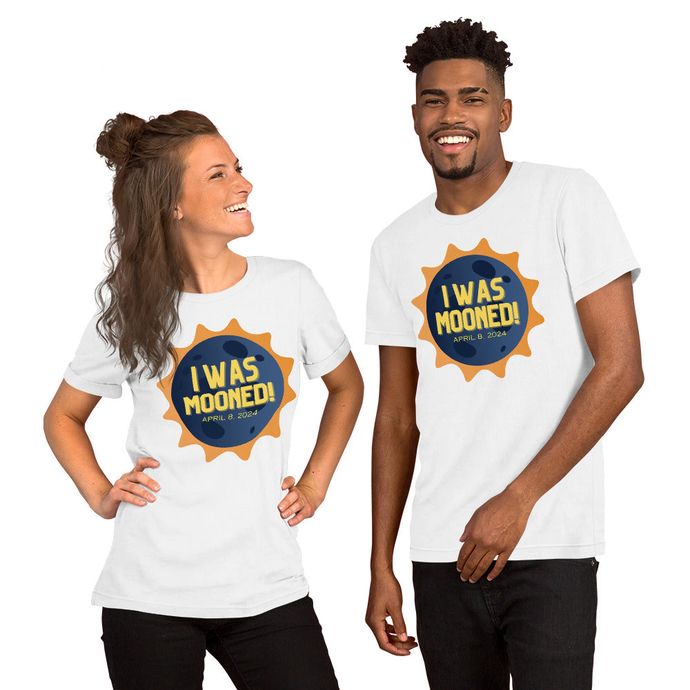 Mooned - Solar Eclipse (2024) - Lightweight T-Shirt