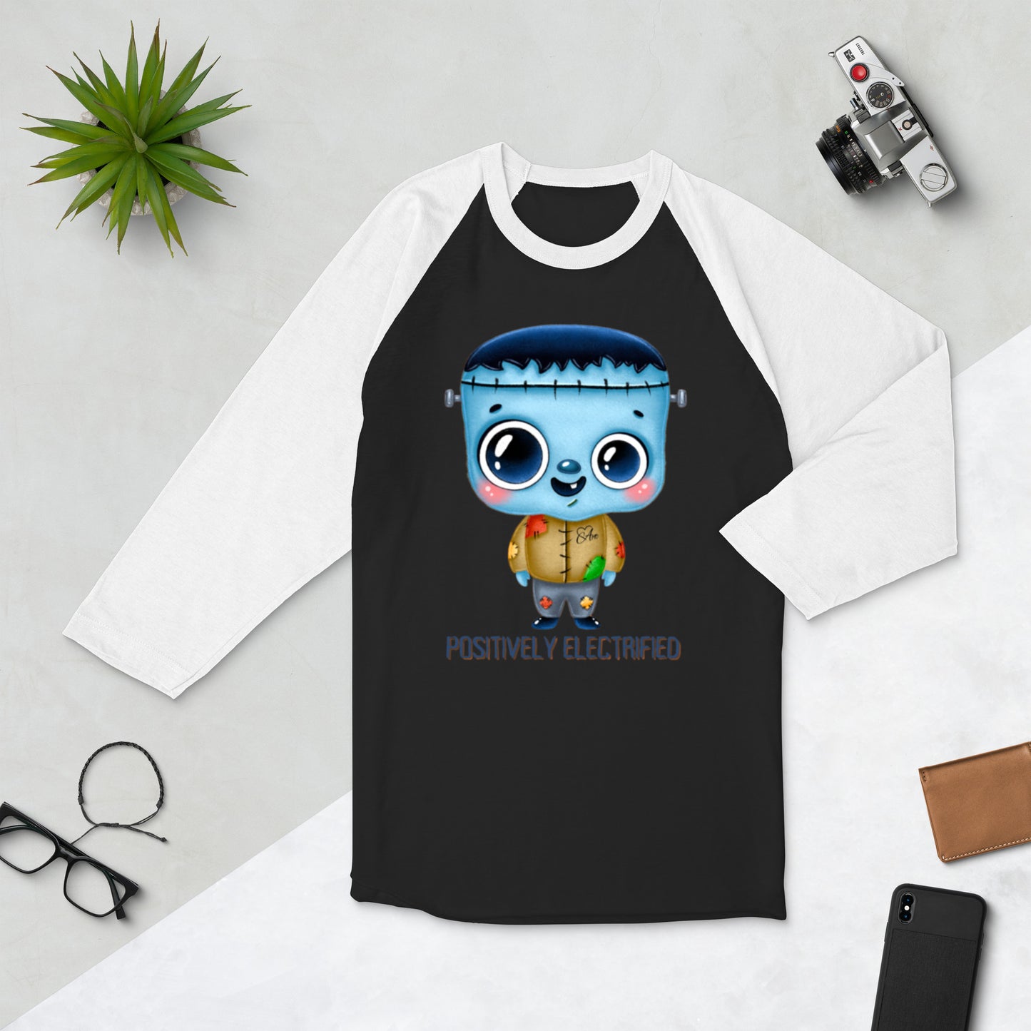 Frankie - 3/4 Sleeve Raglan Shirt