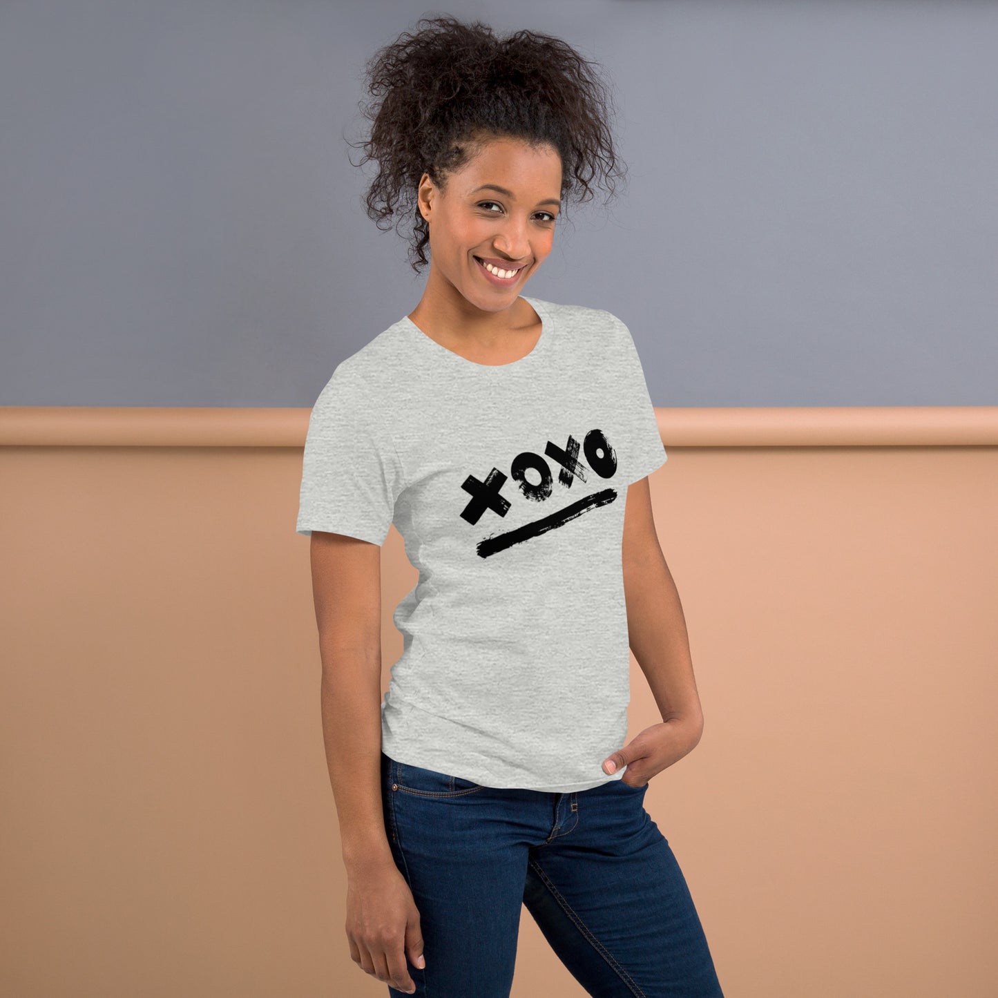 Black XOXO - Lightweight T-Shirt