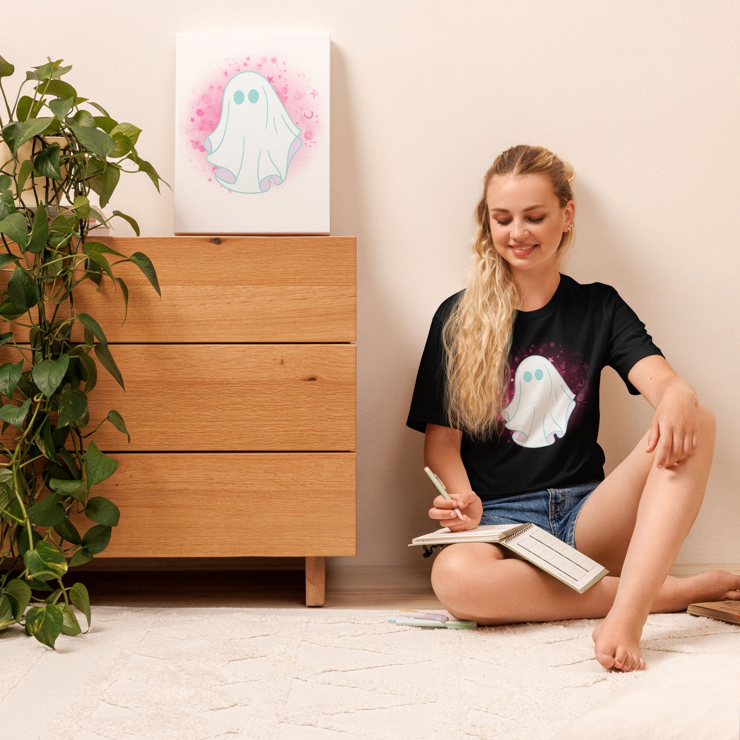 Pastel Ghost (Dark) - Lightweight T-Shirt
