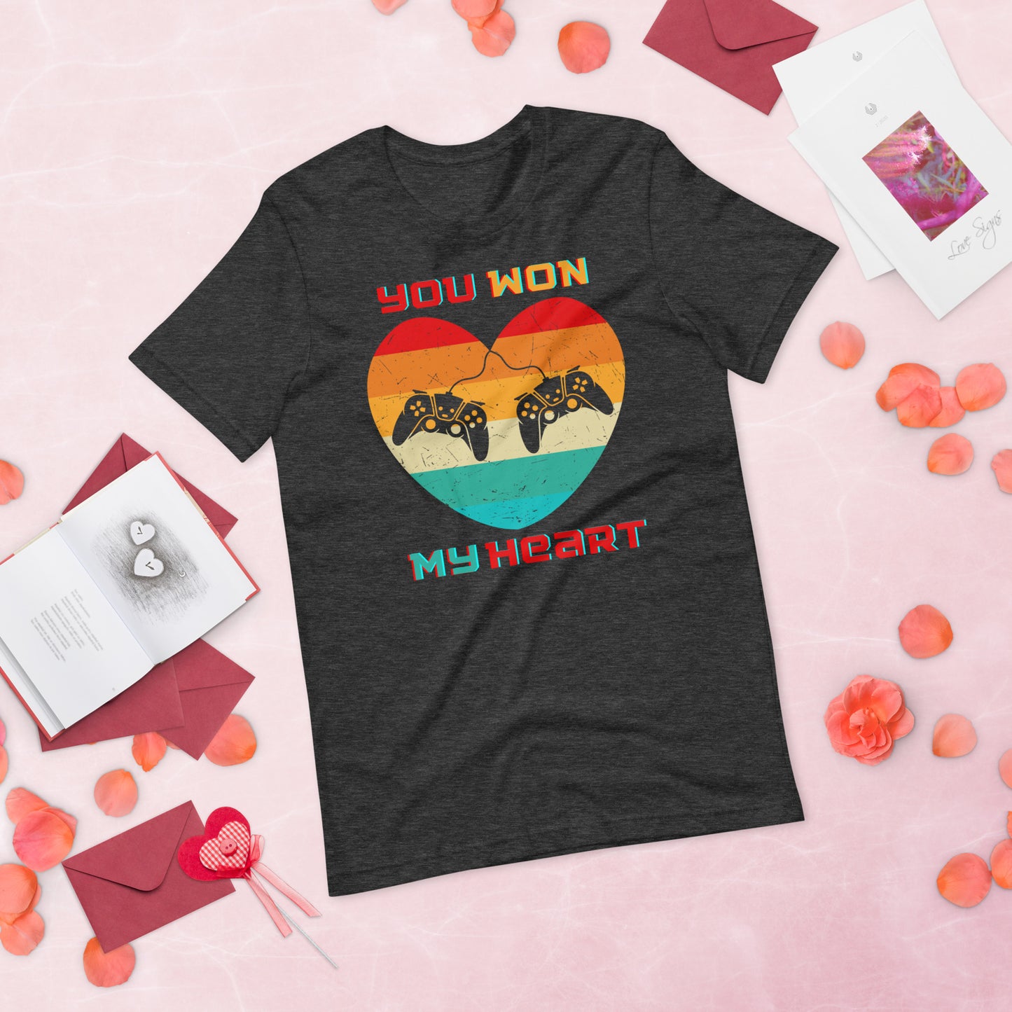 Retro Gamer Heart - Lightweight T-Shirt