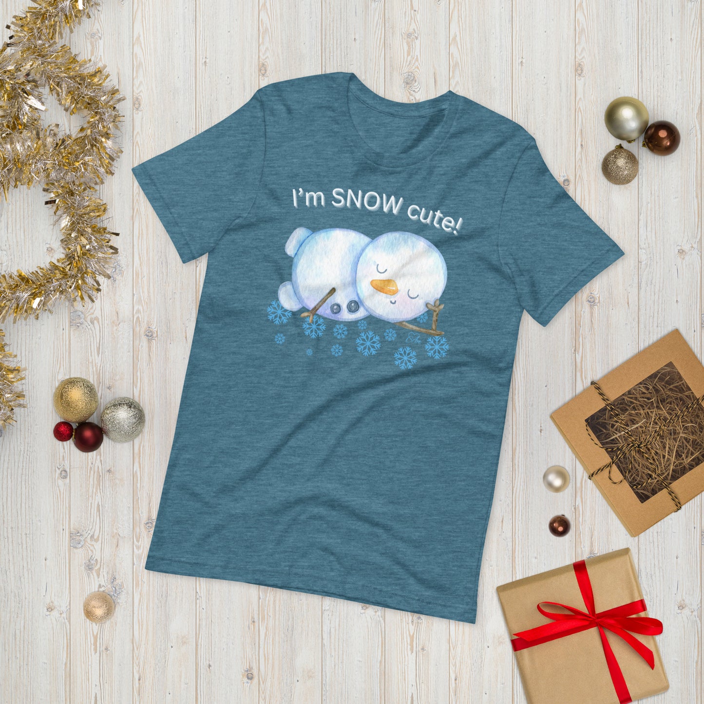 Snow Cute - Lightweight T-Shirt