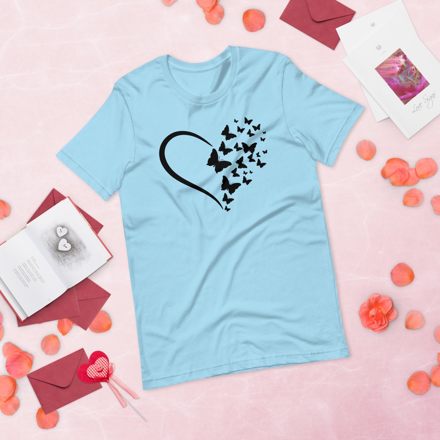 Black Butterfly Heart - Lightweight T-Shirt