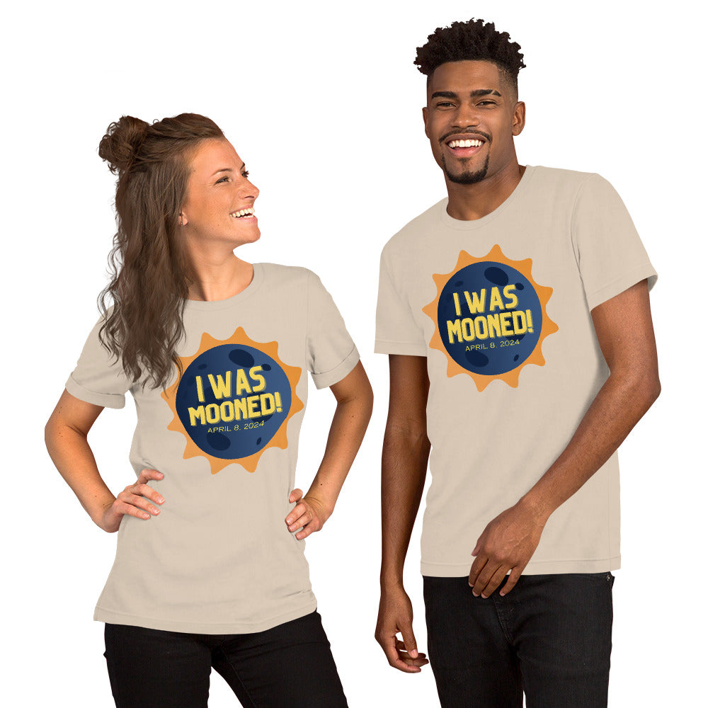 Mooned - Solar Eclipse (2024) - Lightweight T-Shirt