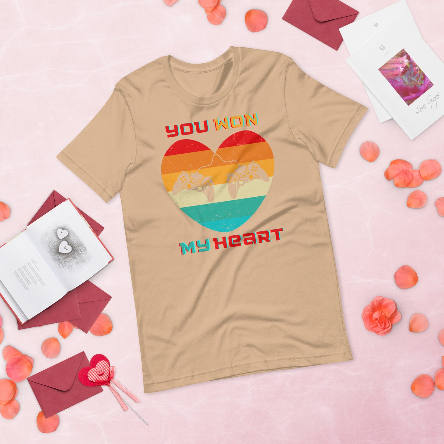 Retro Gamer Heart - Lightweight T-Shirt