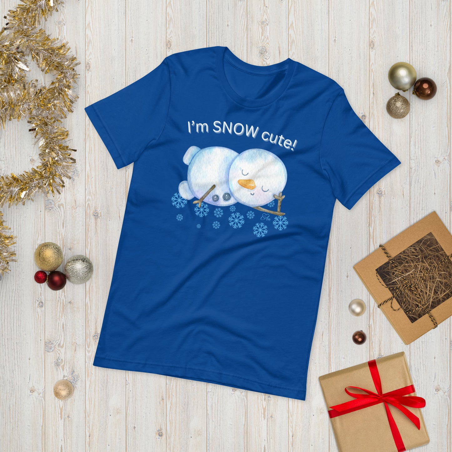 Snow Cute - Lightweight T-Shirt